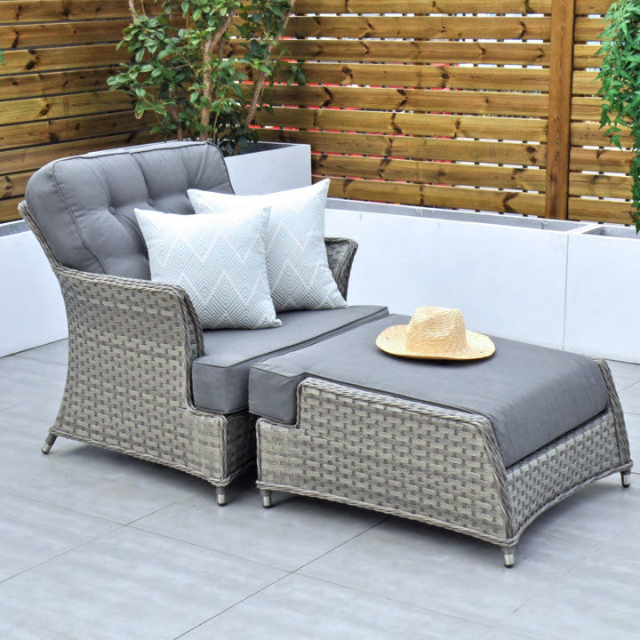 What Goes With Rattan Furniture?