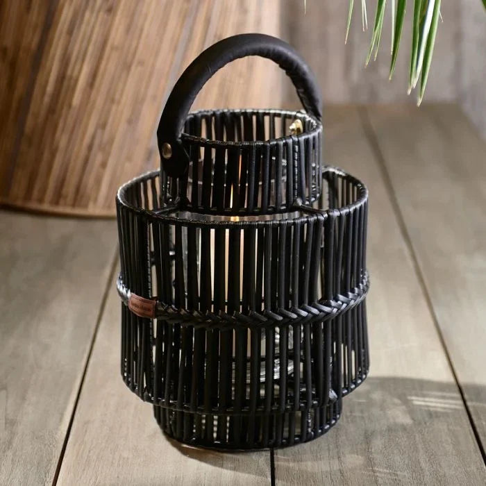 Bartolome Outdoor Medium Lantern (Black)
