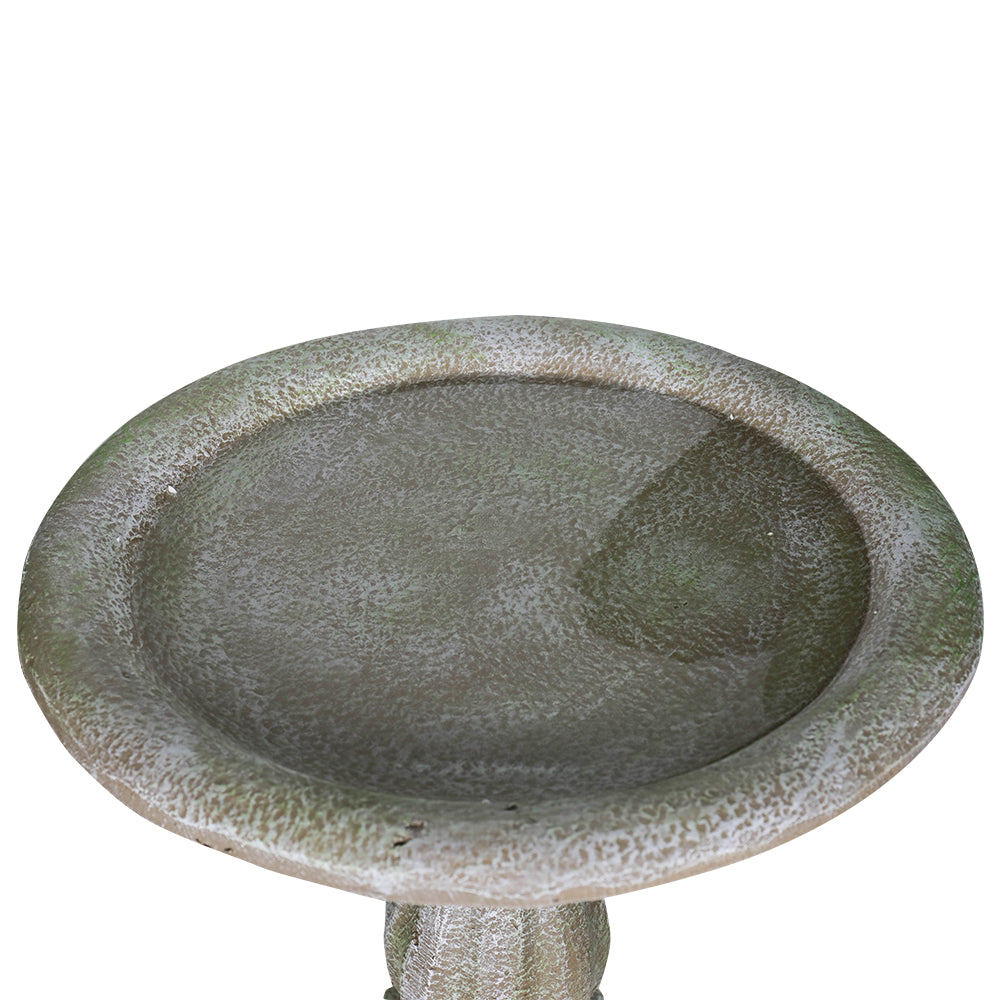 Concrete birdbath fountain 60.5 cm high x 51 cm diameter with carved base