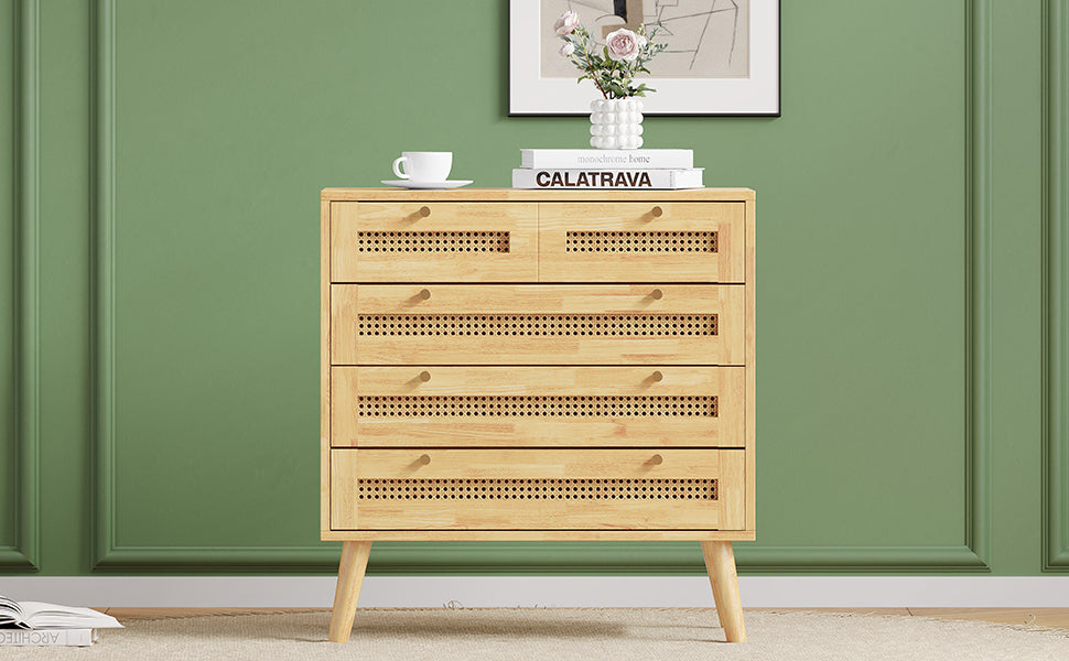 Classic chest of drawers with 3 drawers, rattan drawer top, gold metal handle, wooden legs, chipboard