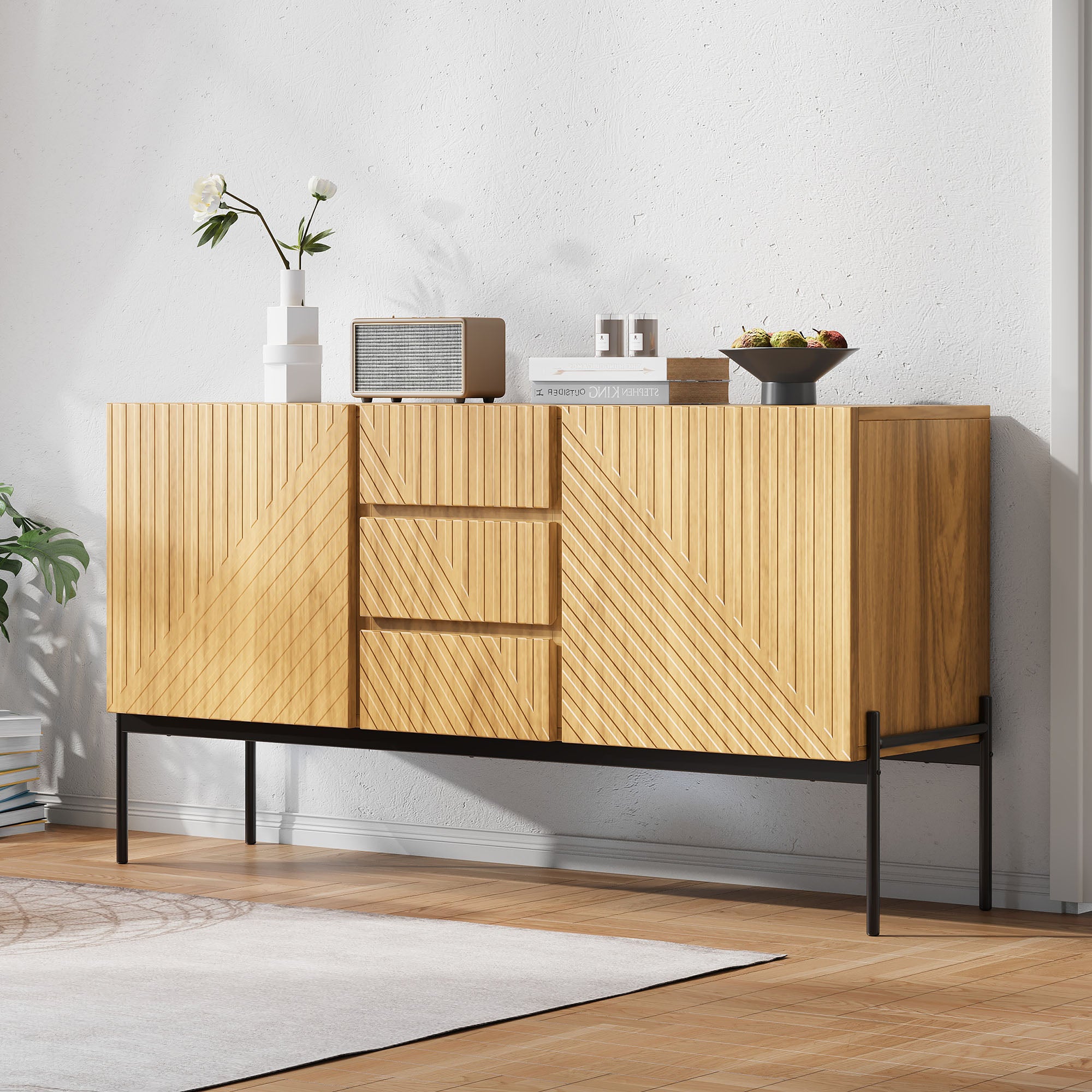 Sideboard with 2 doors and 3 drawers, metal legs