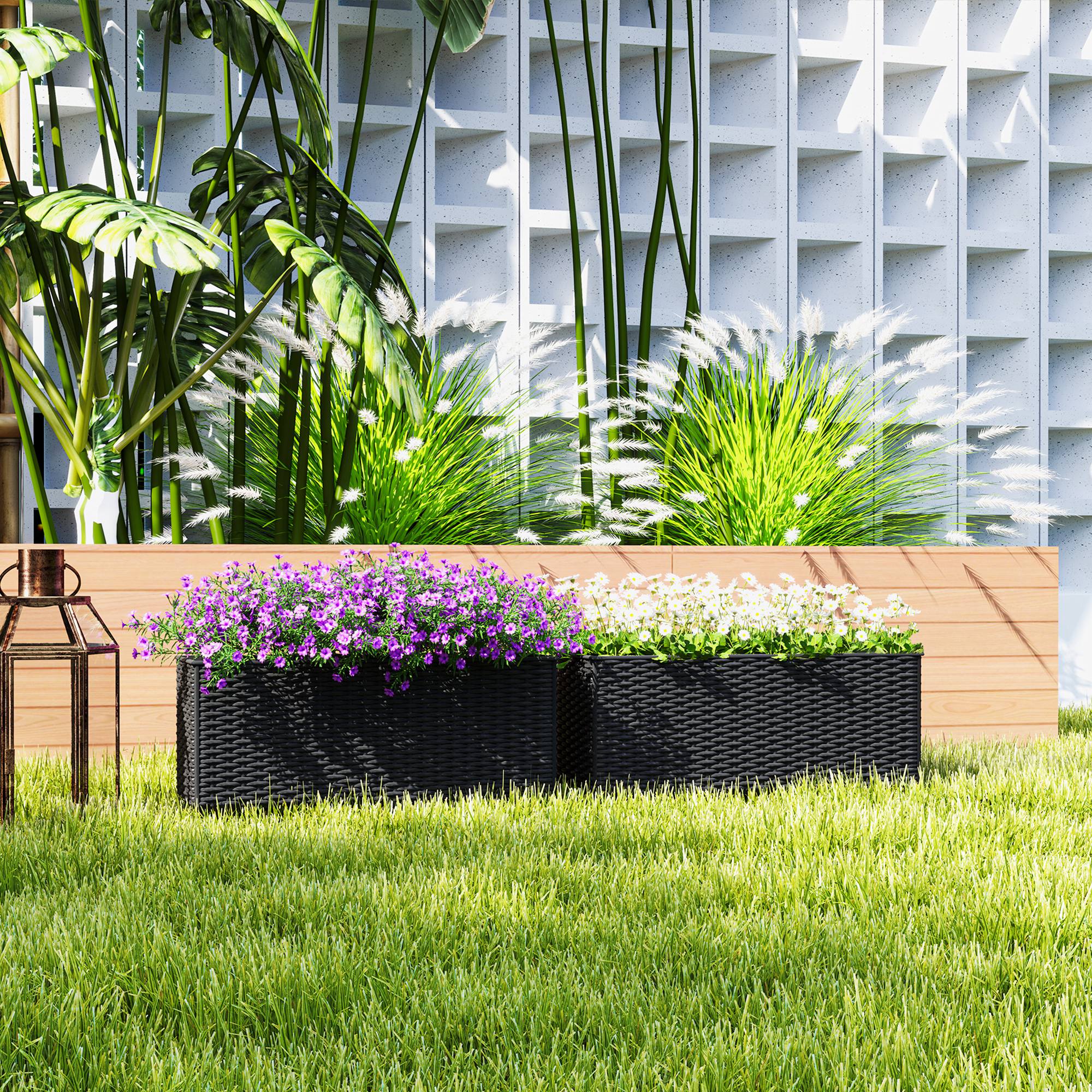 Set of Two Planters with Rattan-Effect Finish - Black