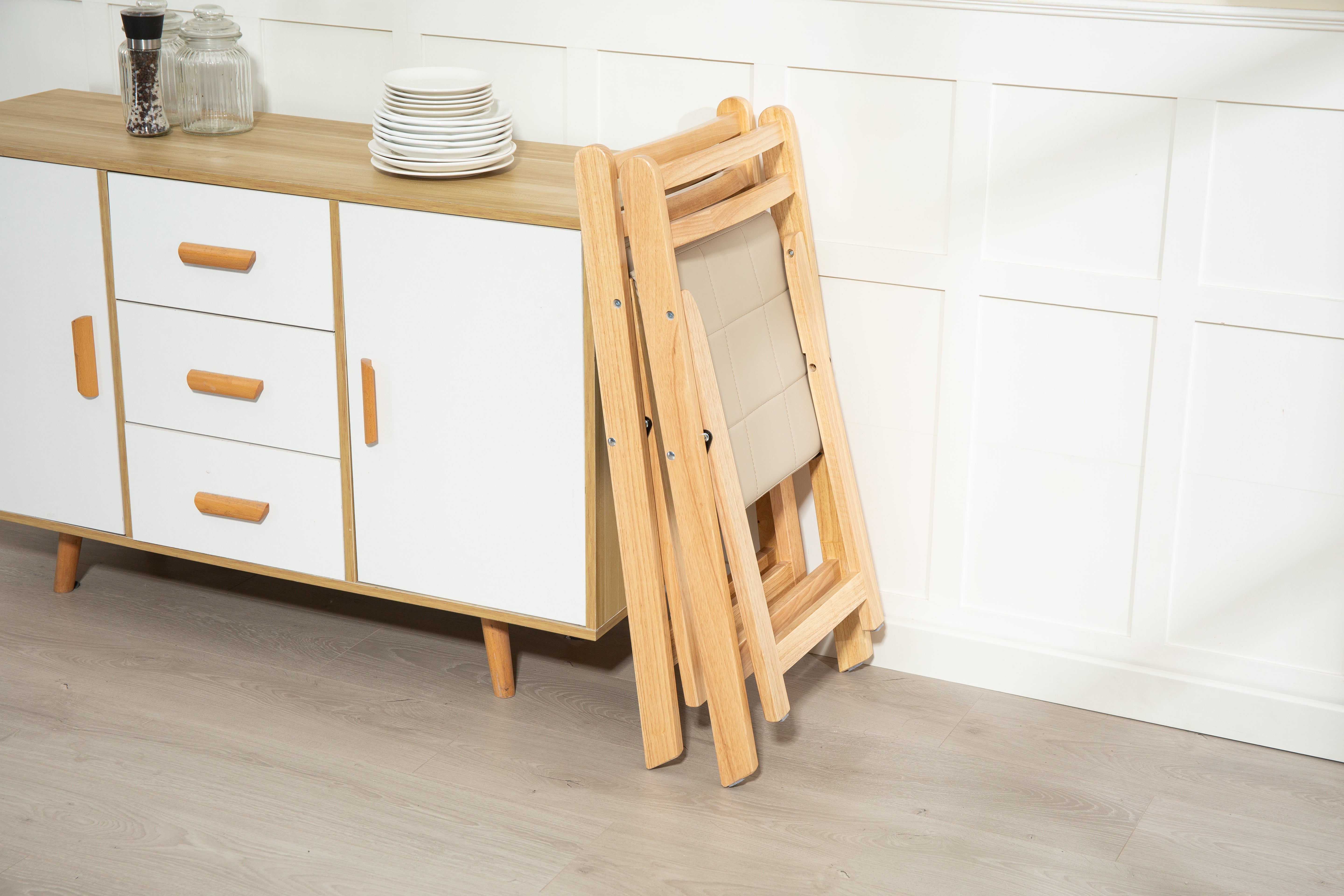 Folding Chair - Space-Saving, Durable & Stylish Design - Solid Wood