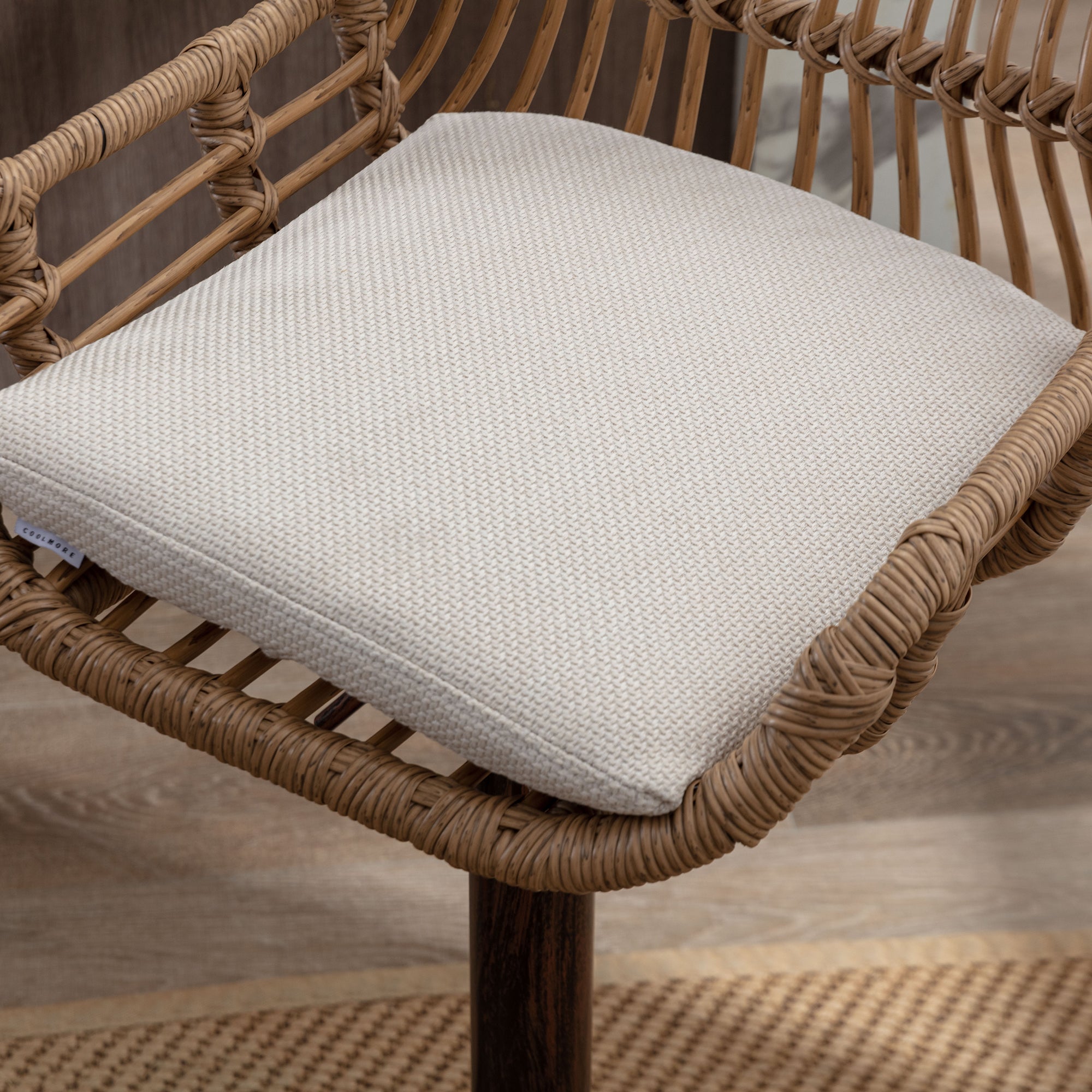 GOMYWAY 2 PCS Modern Swivel Bar Stools Height Adjustable, Wicker Beige