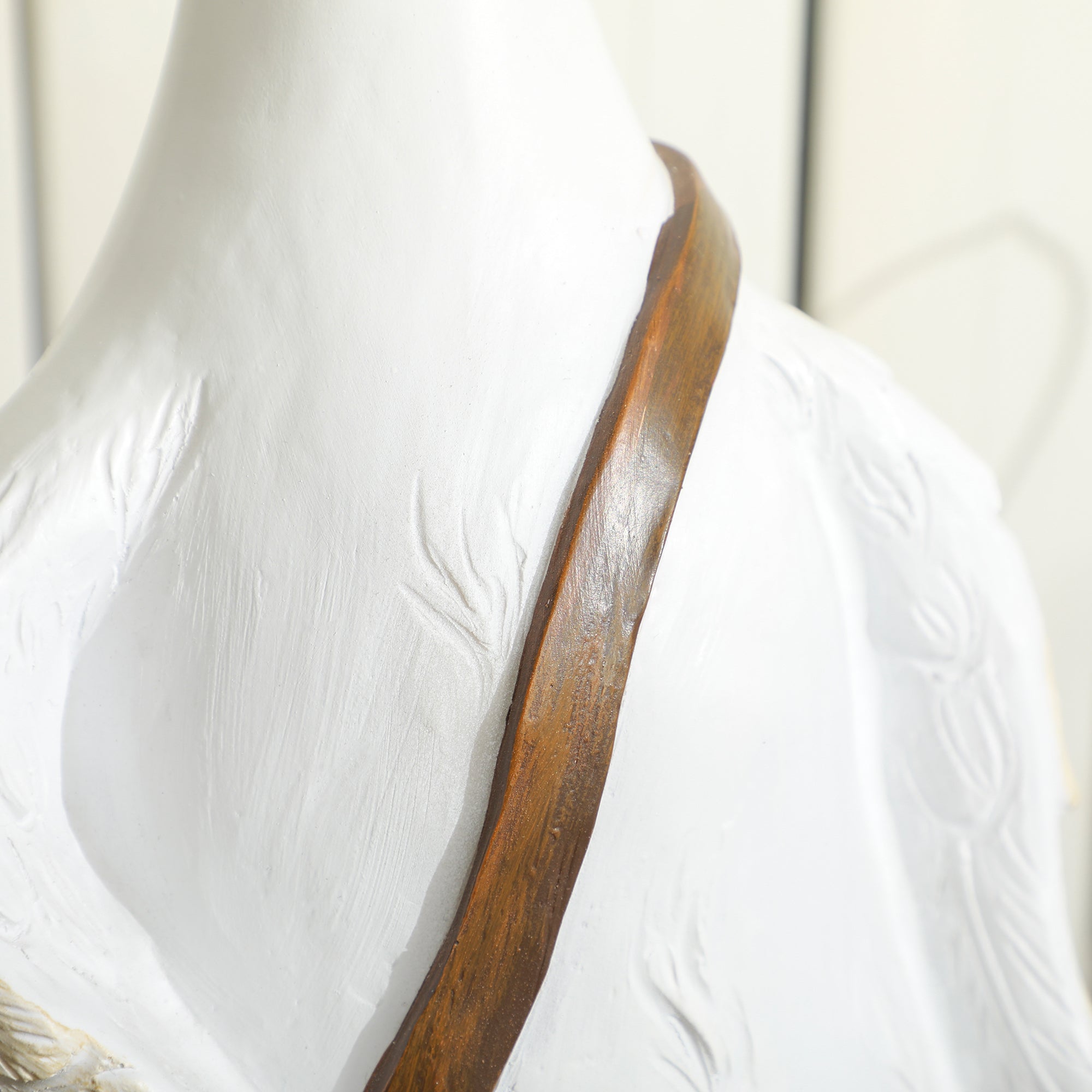 Plant Pot Swan Schoolbag Design Planter with Drainage Hole Synthetic Resin