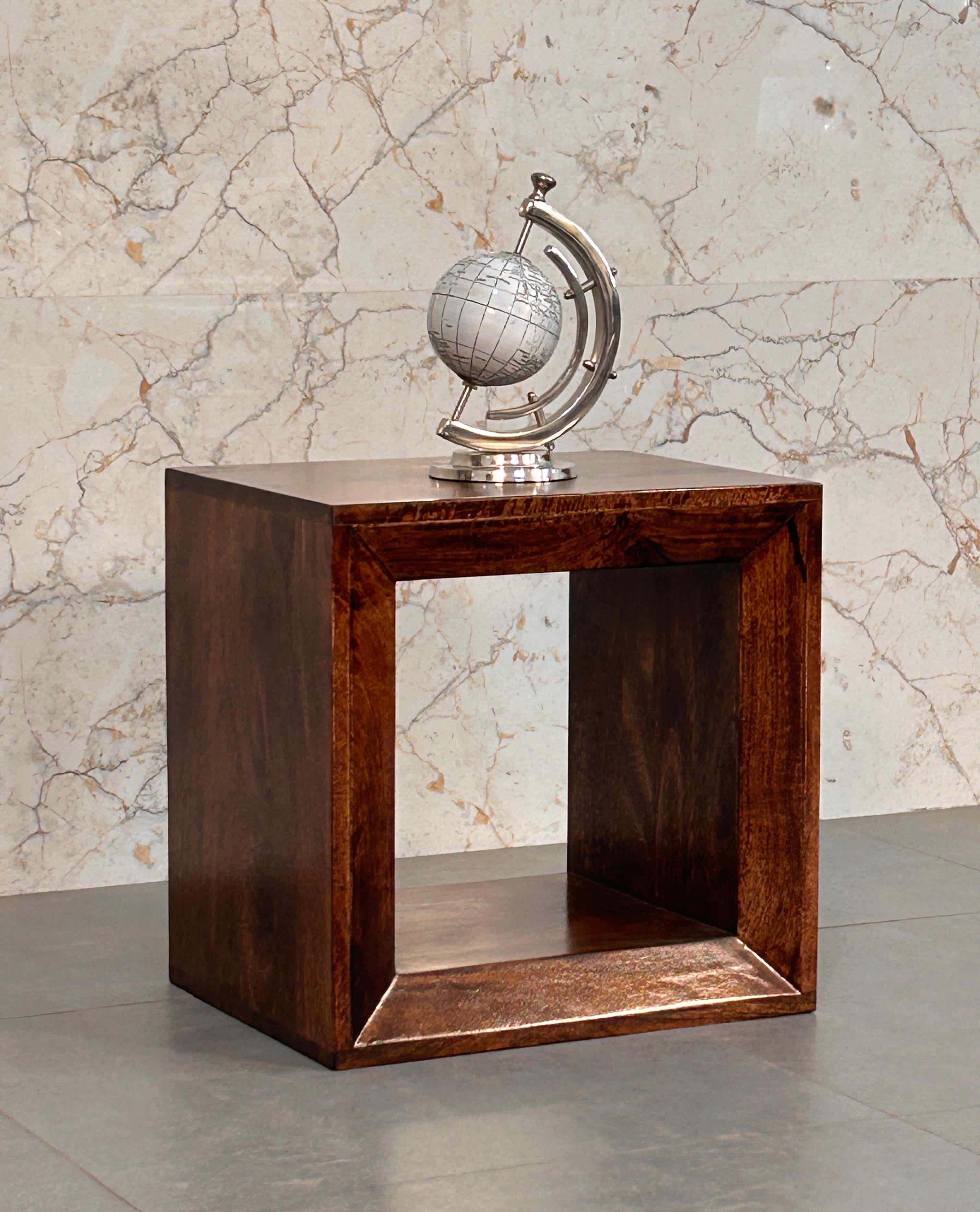 Solis Open Side Table California Walnut
