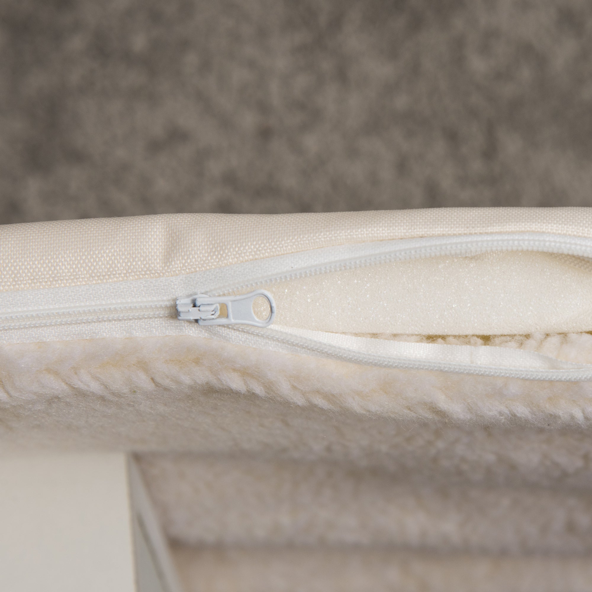 Wooden Dog House, Cat Cave, Dog Sleeping Place, Cozy Cushion, 60 x 40 x 59.2 cm, Wood