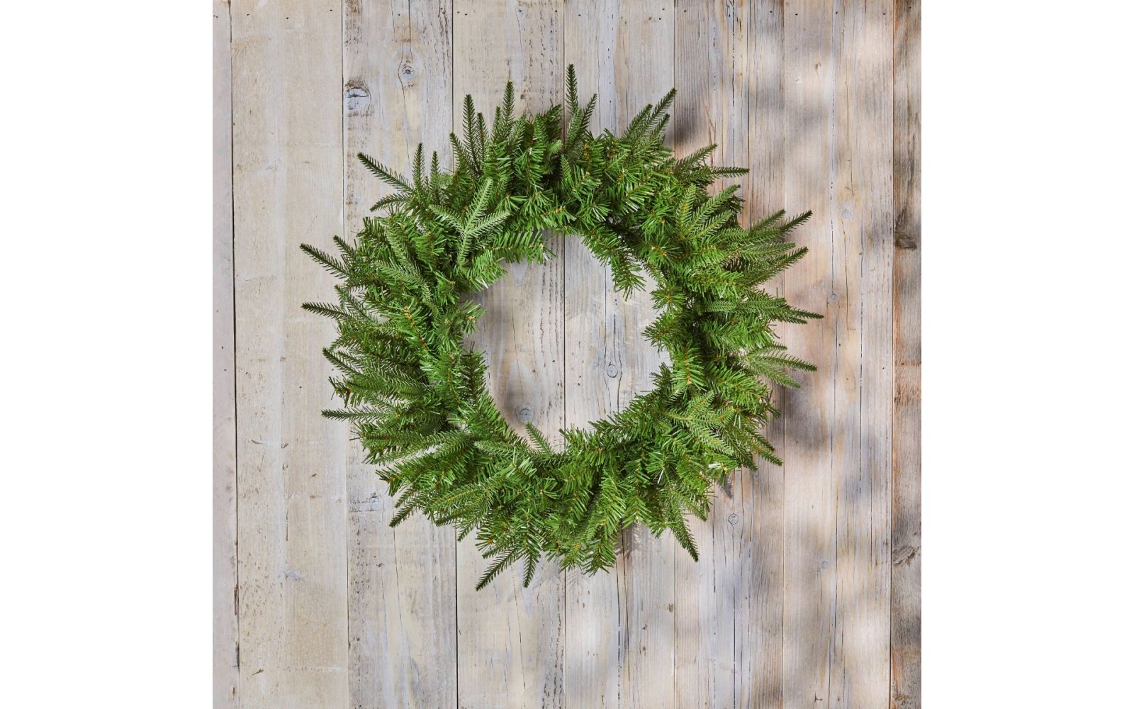 Apex Wreath 60cm