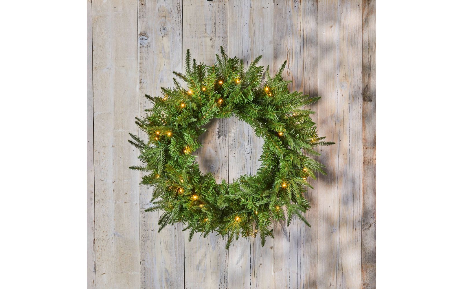 Apex Wreath 60cm Pre Lit with 35 LED Lights
